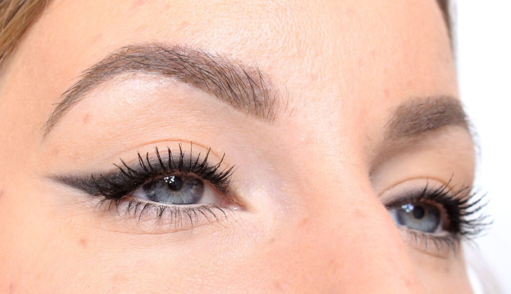 σβησμένο eyeliner