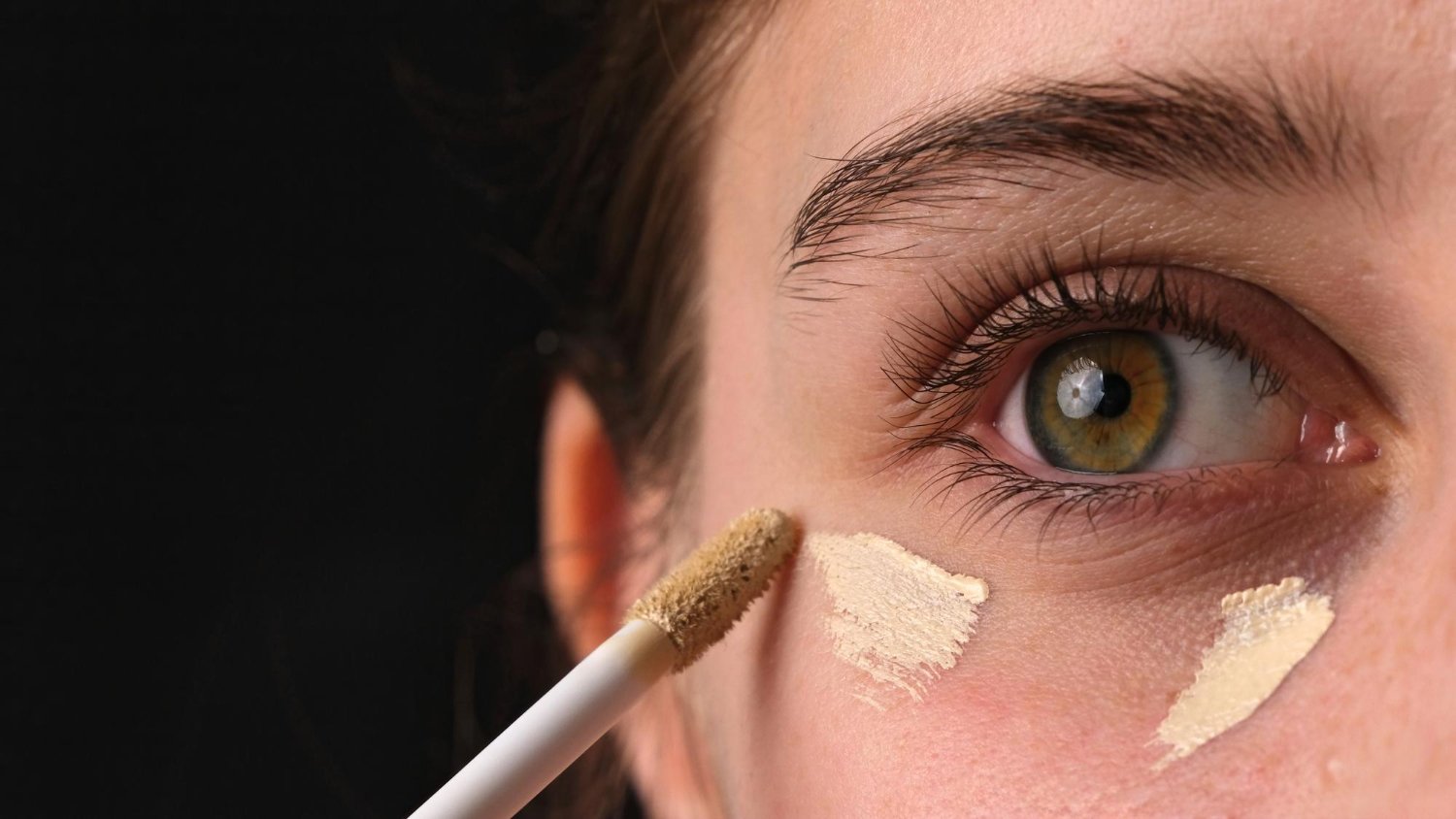 concealer για ώριμες επιδερμίδες