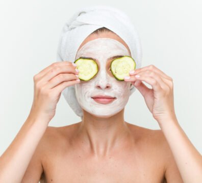 καθαρισμός προσώπου στο σπίτι