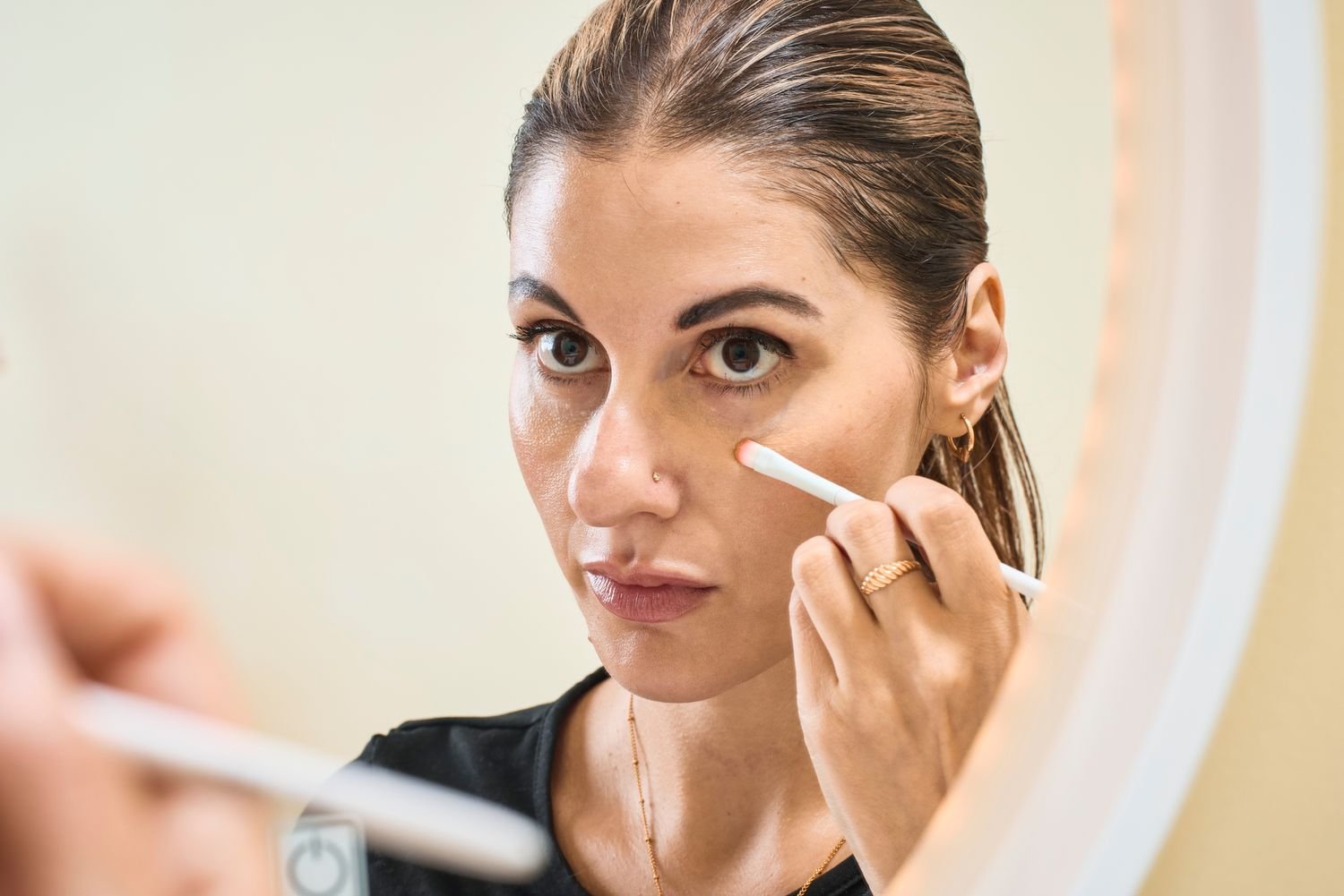 τα καλύτερα corrector για μαύρους κύκλους