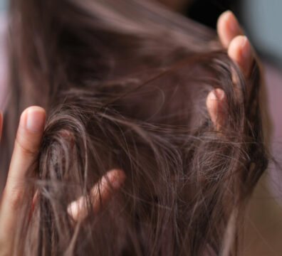 αφυδατωμένα μαλλιά