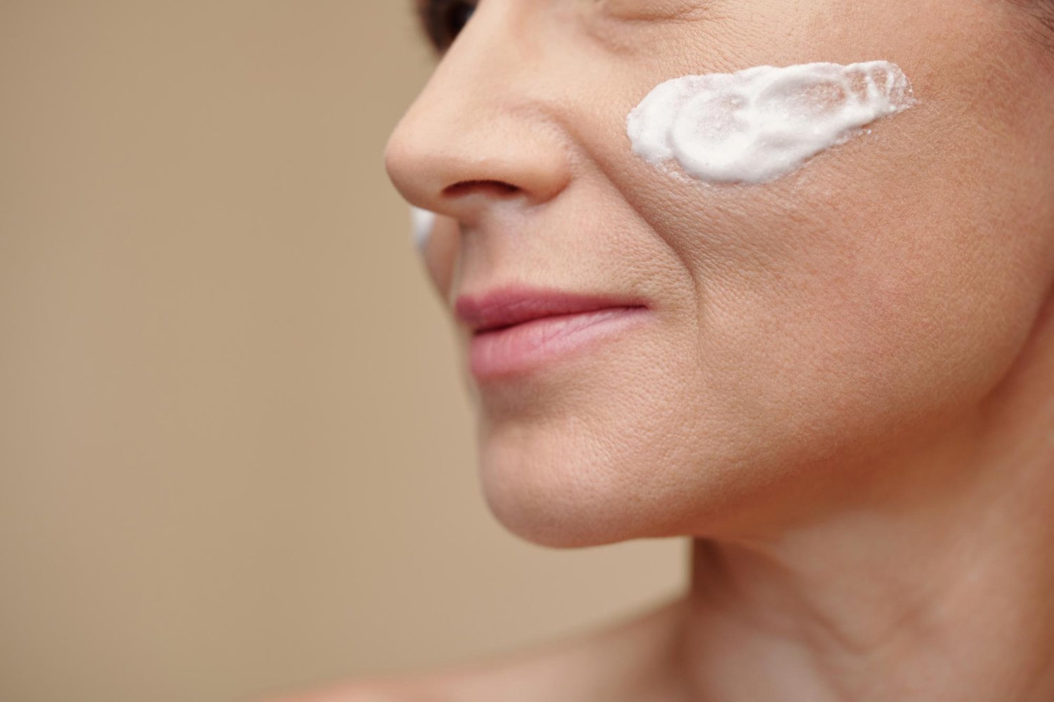 κλασική Nivea στο πρόσωπο